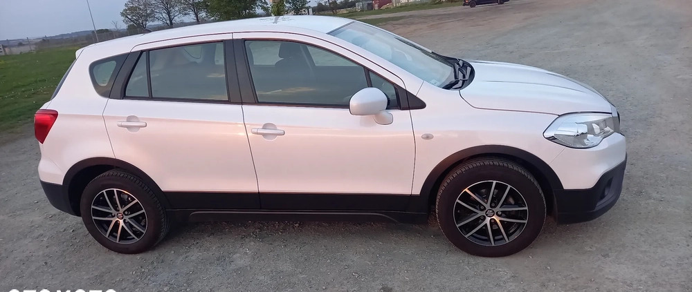 Suzuki SX4 cena 61100 przebieg: 104867, rok produkcji 2017 z Sierpc małe 211